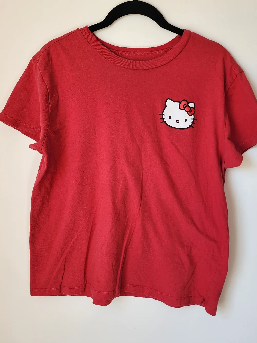 Hello Kitty Tee - Picture 1 of 12